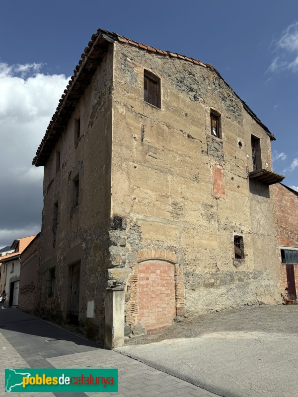 Sant Pere de Torelló - Casa Sellabona
