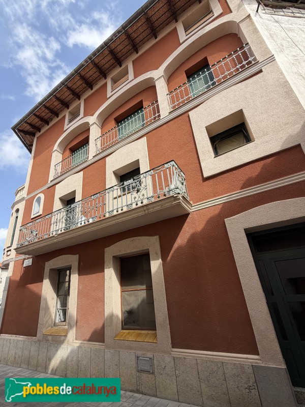 Sant Pere de Torelló - Carrer Jaume Balmes, 1