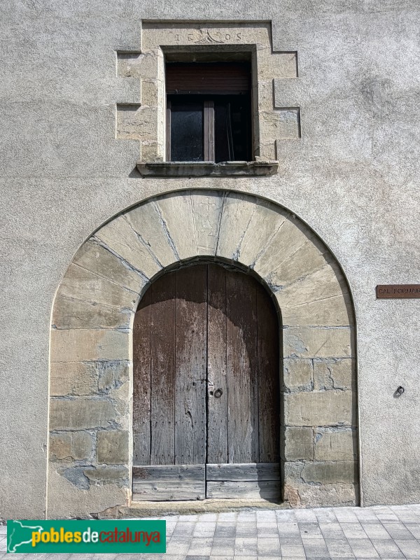 Sant Pere de Torelló - Cal Formaire