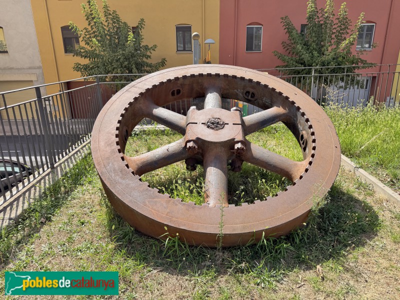 Sant Vicenç de Torelló - Colònia Vila-seca. Antic engranatge
