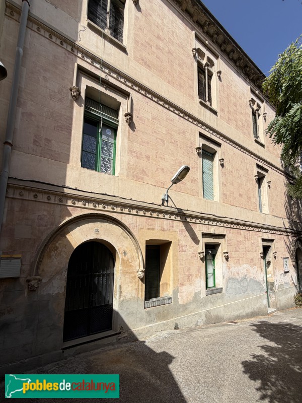 Sant Vicenç de Torelló - Colònia Borgonyà. Escola de nens i rectoria