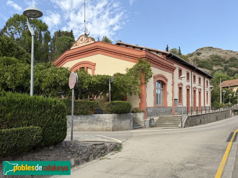 Sant Vicenç de Torelló - Colònia Borgonyà. Casino-teatre (Foto: Albert Esteves, 2026) Sant Vicenç de Torelló - Colònia Borgonyà. Casino-teatre