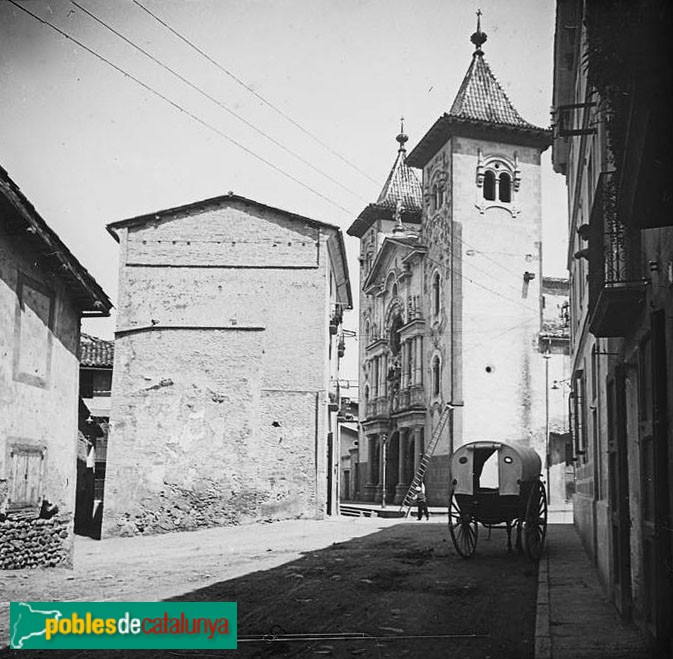 Torelló - Església de Sant Feliu (Foto: Josep Salvany -Fons Salvany. Biblioteca de Catalunya-, 1918) Torelló - Església de Sant Feliu