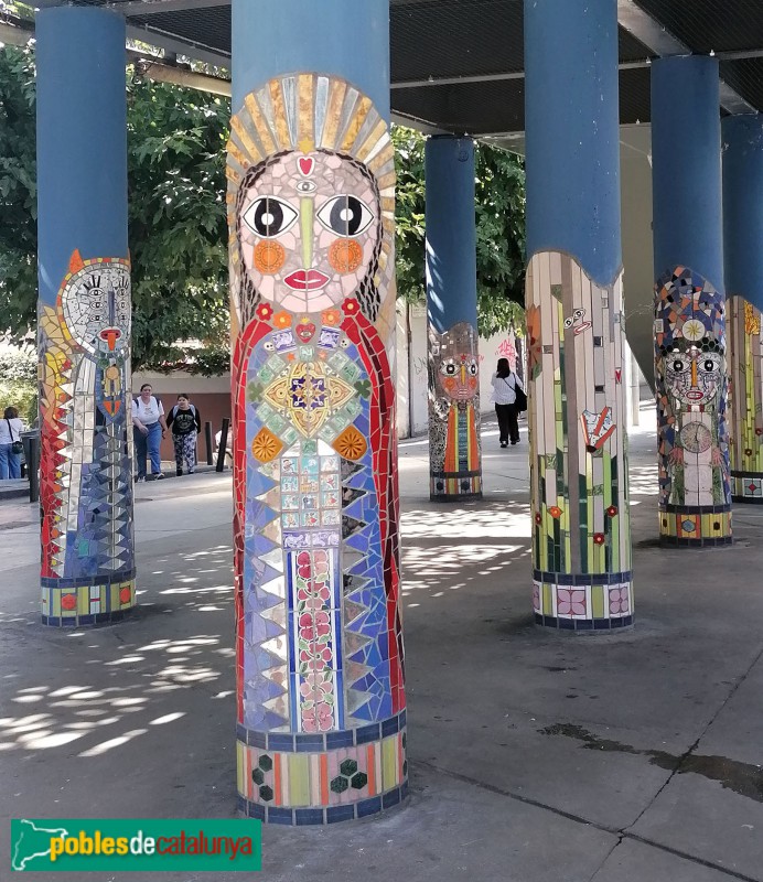 L'Hospitalet de Llobregat - Mosaic <i>La Santa Estació</i>