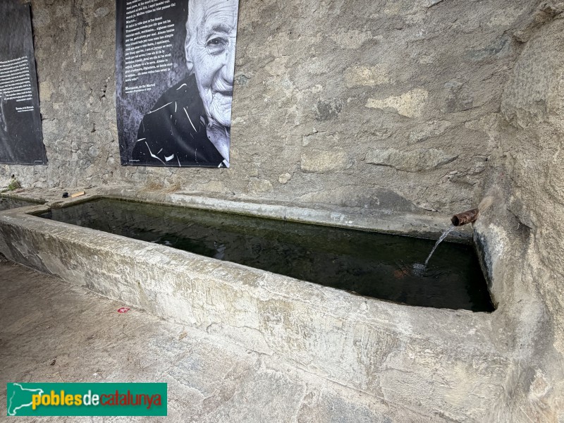 Lles de Cerdanya - Font de la Plaça (Travesseres)