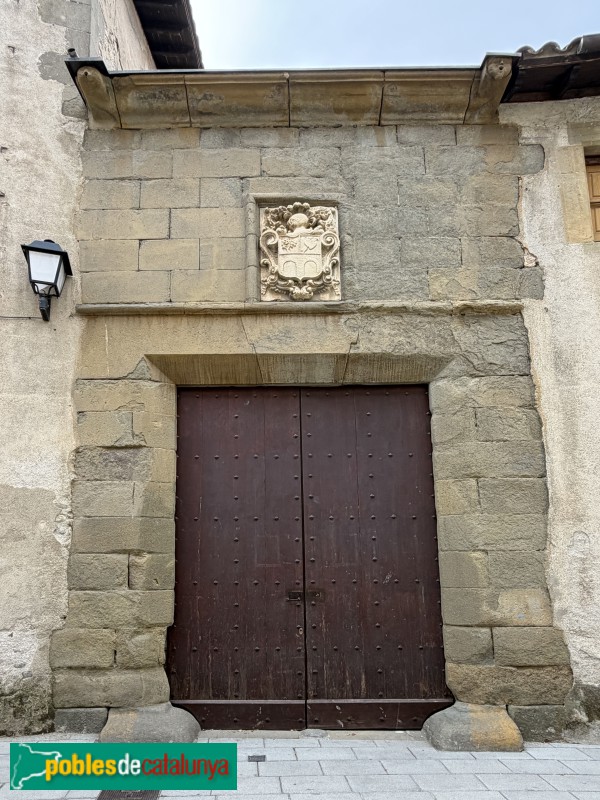 Torelló - Escut de la casa Parrella