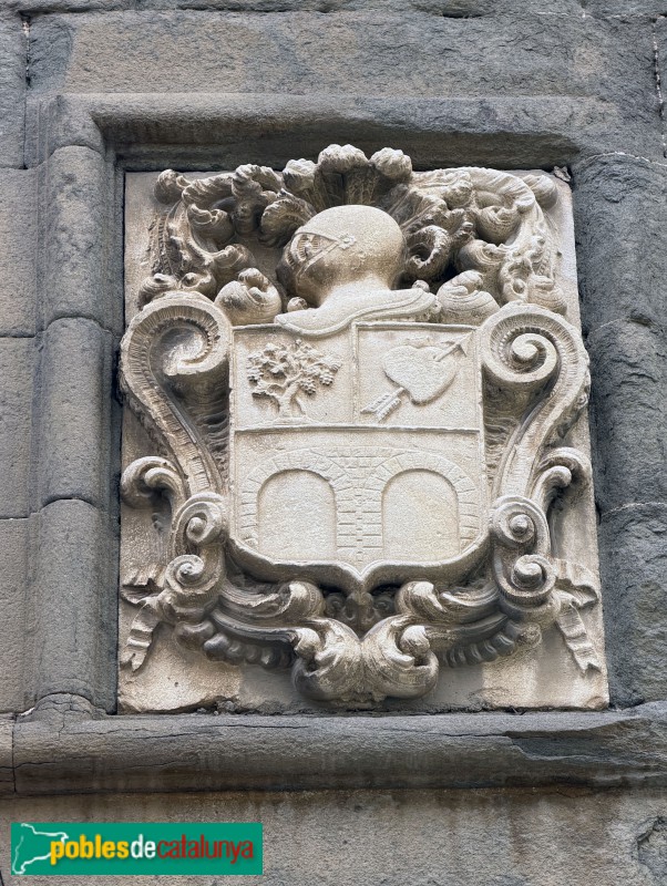 Torelló - Escut de la casa Parrella