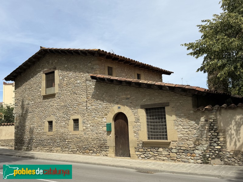 Torelló - Jardins de Ca l'Espona. La Caseta (Foto: Albert Esteves, 2026) Torelló - Jardins de Ca l'Espona. La Caseta