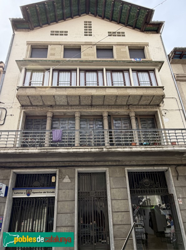 Torelló - Edifici de la Caixa de Pensions