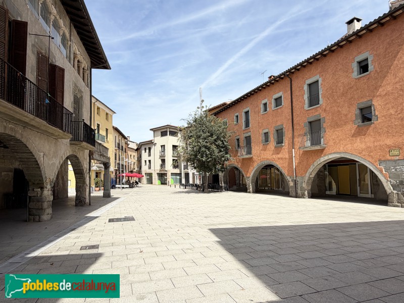 Torelló - Plaça Vella (Foto: Albert Esteves, 2026) Torelló - Plaça Vella