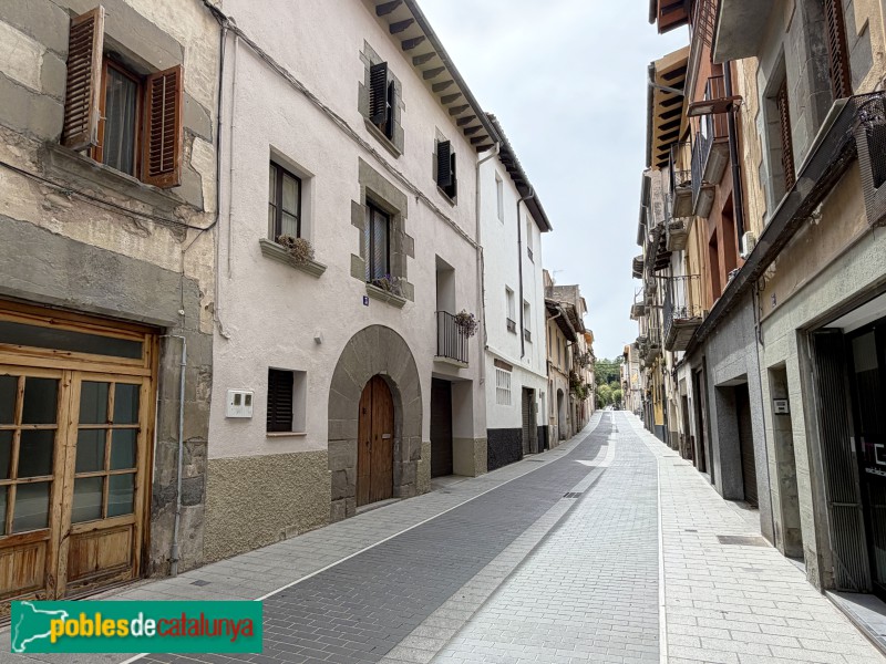 Torelló - Carrer de Rocaprevera (Foto: Albert Esteves, 2026) Torelló - Carrer de Rocaprevera