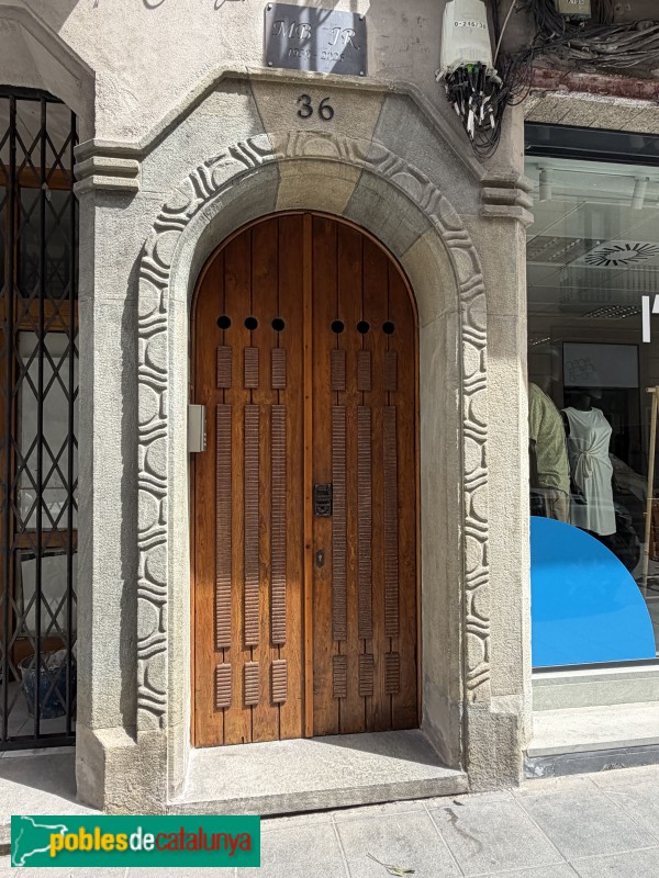 Torelló - Carrer Sant Miquel, 36