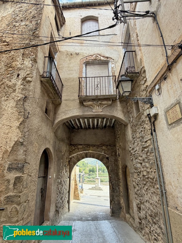 Tivissa - Portal d'Avall