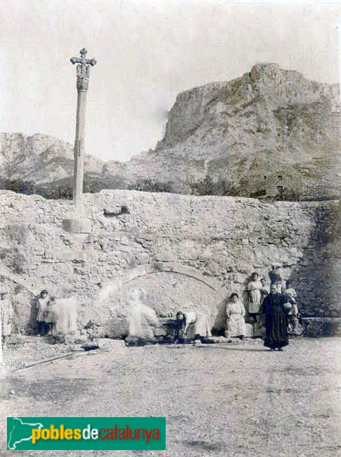 Tivissa - Font Vella. Inicis del segle XX