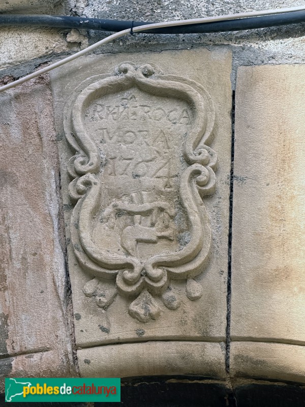 La Torre de l'Espanyol - Nucli antic. Escut del segle XVIII (Foto: Albert Esteves, 2026) La Torre de l'Espanyol - Nucli antic. Escut del segle XVIII