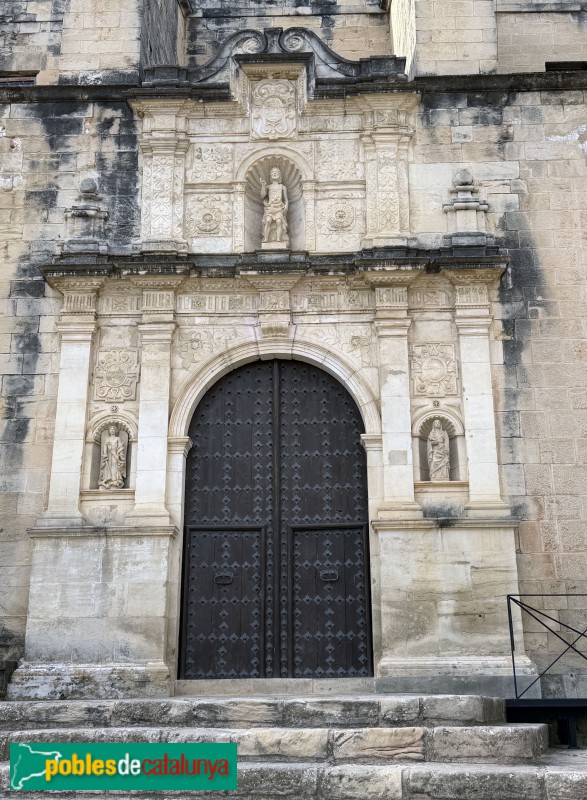 Ascó - Església de Sant Joan Baptista. Portada (Foto: Albert Esteves, 2026) Ascó - Església de Sant Joan Baptista. Portada