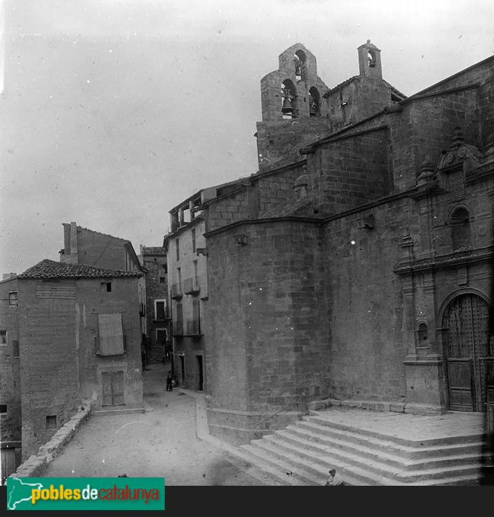 Ascó - Església de Sant Joan Baptista (Foto: Josep Salvany -Fons Salvany. Biblioteca de Catalunya-, 1915) Ascó - Església de Sant Joan Baptista