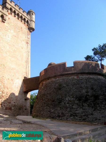 Castelldefels - Castell (Foto: Albert Esteves, 2006) Castelldefels - Castell