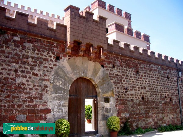 Castelldefels - Castell (Foto: Albert Esteves, 2006) Castelldefels - Castell