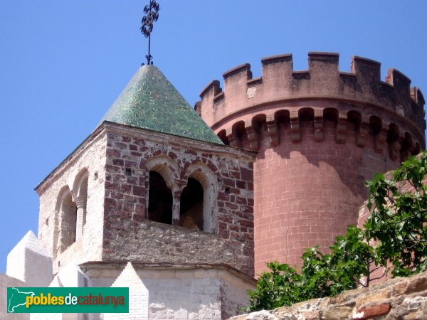 Castelldefels - Església de Santa Maria del castell, campanar