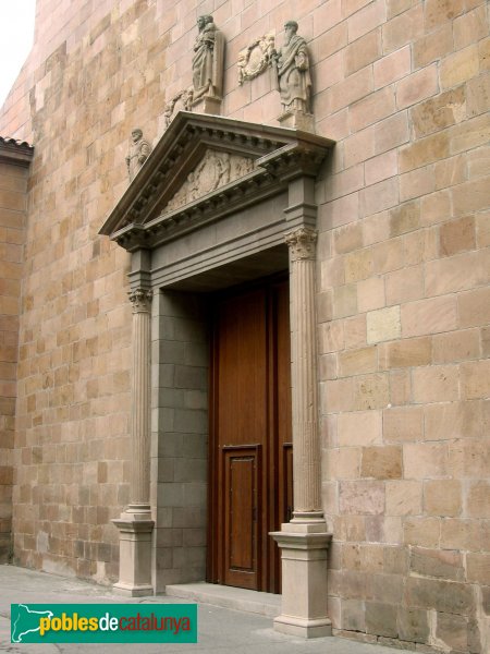 Martorell - Porta de l'església de Santa Maria