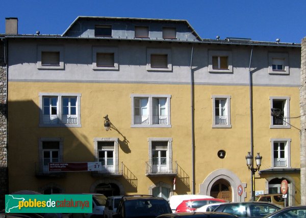 Puigcerdà - Antic Hospital (Foto: Albert Esteves, 2006) Puigcerdà - Antic Hospital