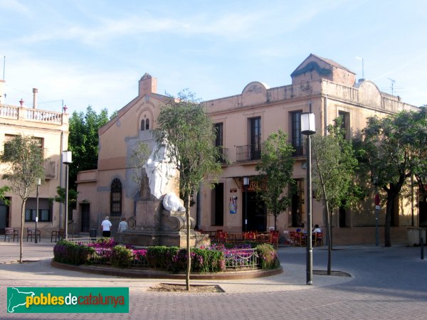 Colònia Güell - Teatre Fontova i Ateneu