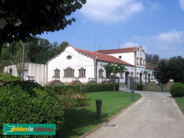 Sant Esteve Sesrovires - Masia Bach