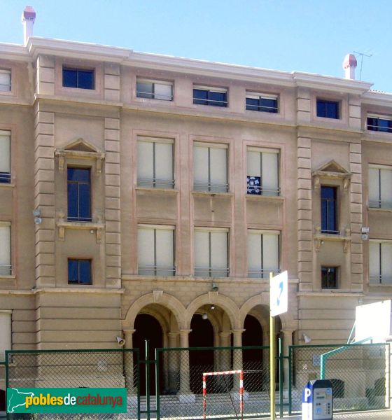 Vilanova i la Geltrú - Escola (Foto: Albert Esteves, 2006) Vilanova i la Geltrú - Escola